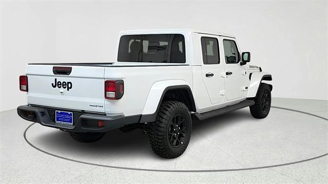 new 2025 Jeep Gladiator car, priced at $43,879