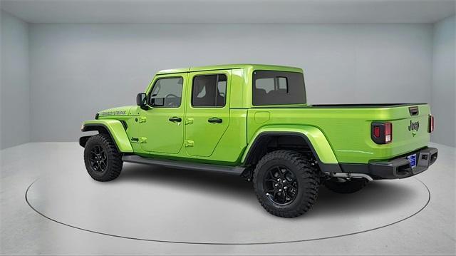 new 2025 Jeep Gladiator car, priced at $41,970