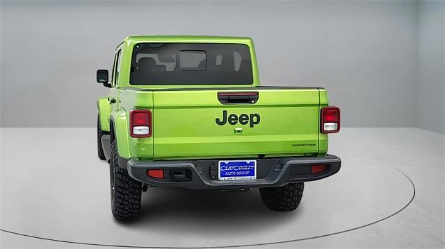 new 2025 Jeep Gladiator car, priced at $41,970