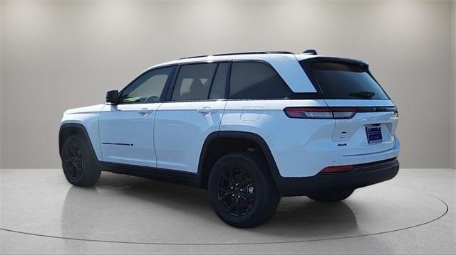 new 2025 Jeep Grand Cherokee car, priced at $38,238