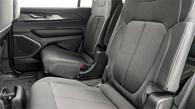 new 2025 Jeep Grand Cherokee L car, priced at $32,999