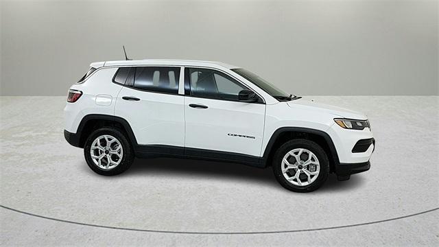 new 2025 Jeep Compass car, priced at $26,120