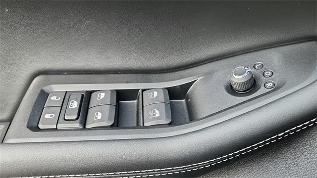 new 2025 Jeep Grand Cherokee L car, priced at $45,897