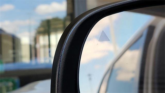 used 2020 Jeep Cherokee car, priced at $17,999