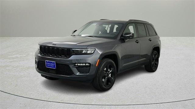 new 2025 Jeep Grand Cherokee car, priced at $43,119