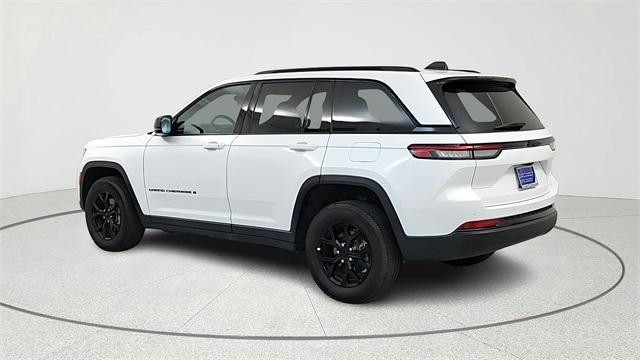 used 2025 Jeep Grand Cherokee car, priced at $37,496