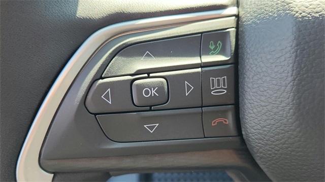 used 2025 Jeep Grand Cherokee car, priced at $37,496