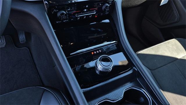 new 2025 Jeep Grand Cherokee car, priced at $39,812