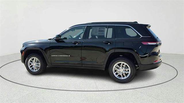 new 2025 Jeep Grand Cherokee car, priced at $35,894