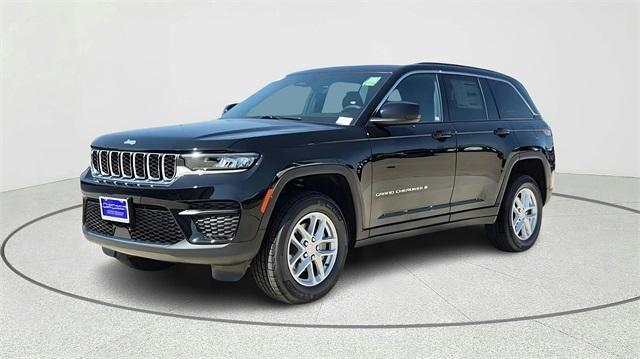 new 2025 Jeep Grand Cherokee car, priced at $35,894
