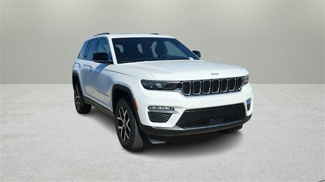 new 2024 Jeep Grand Cherokee car, priced at $39,999