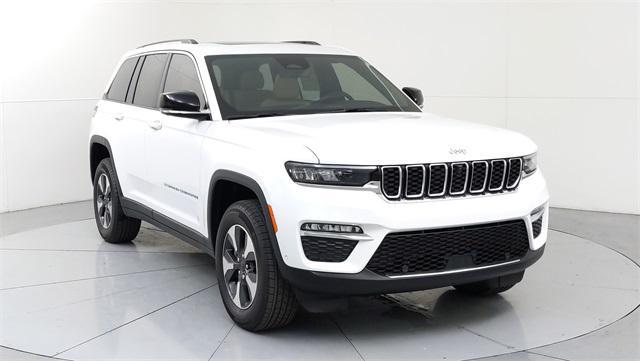 new 2022 Jeep Grand Cherokee 4xe car, priced at $56,555