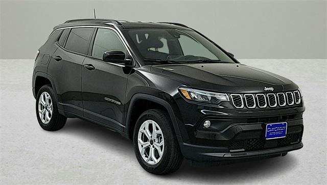 new 2025 Jeep Compass car, priced at $27,737