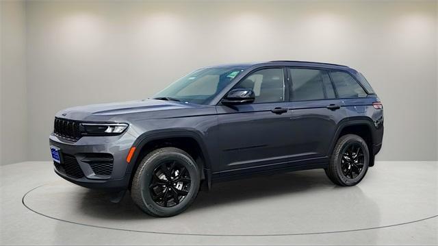 new 2024 Jeep Grand Cherokee car, priced at $39,853