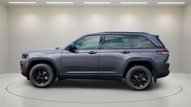 new 2024 Jeep Grand Cherokee car, priced at $39,853