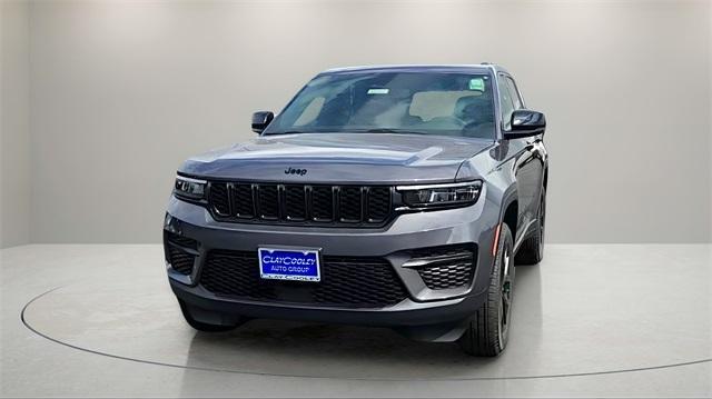 new 2024 Jeep Grand Cherokee car, priced at $39,853