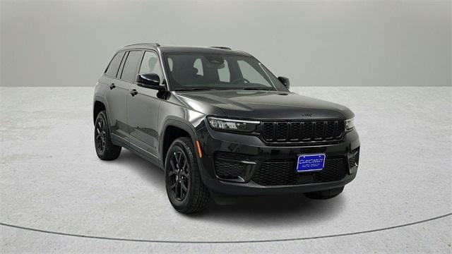 new 2025 Jeep Grand Cherokee car, priced at $39,804