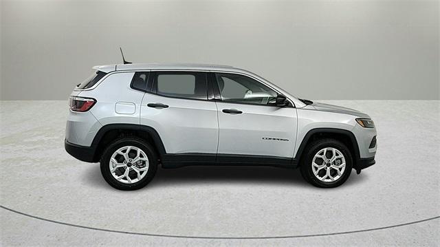 new 2025 Jeep Compass car, priced at $26,686