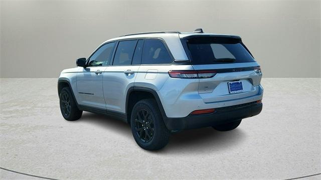 new 2025 Jeep Grand Cherokee car, priced at $38,500