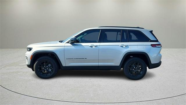 new 2025 Jeep Grand Cherokee car, priced at $38,500