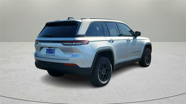 new 2025 Jeep Grand Cherokee car, priced at $38,500