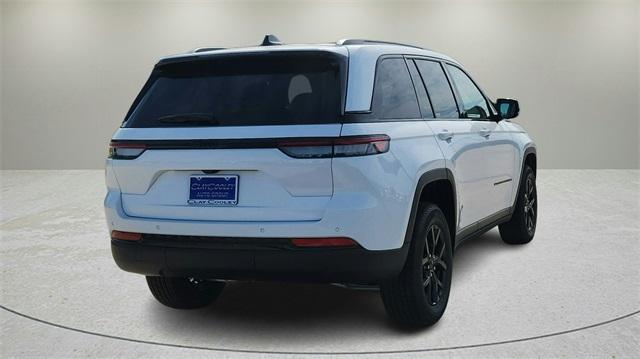 new 2025 Jeep Grand Cherokee car, priced at $39,185