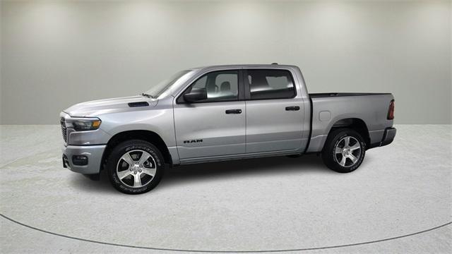 new 2025 Ram 1500 car, priced at $44,627