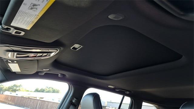 new 2025 Jeep Grand Cherokee car, priced at $40,980