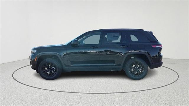 new 2025 Jeep Grand Cherokee car, priced at $40,980