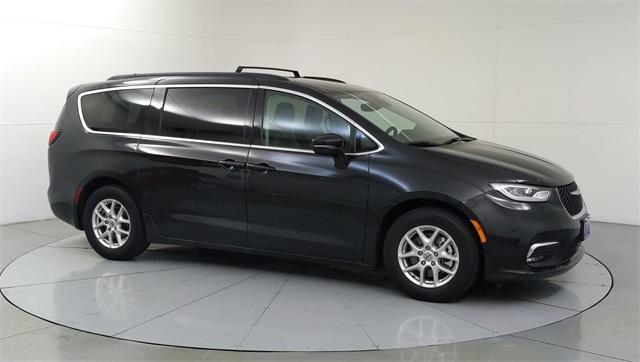 used 2022 Chrysler Pacifica car, priced at $24,211
