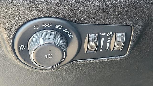 new 2025 Jeep Compass car, priced at $29,463