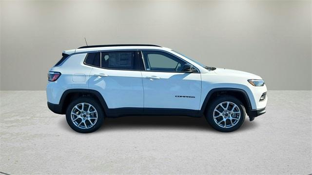 new 2025 Jeep Compass car, priced at $25,277