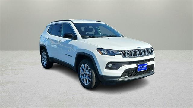 new 2025 Jeep Compass car, priced at $25,277