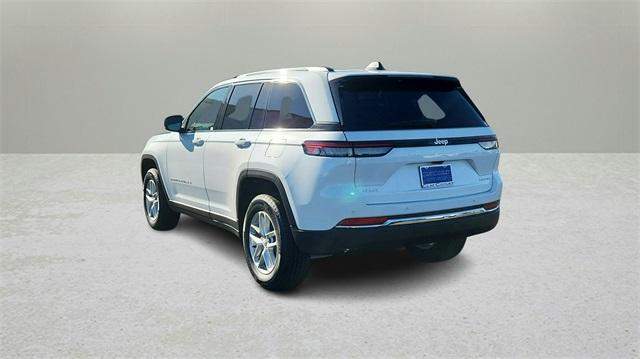 new 2025 Jeep Grand Cherokee car, priced at $33,500