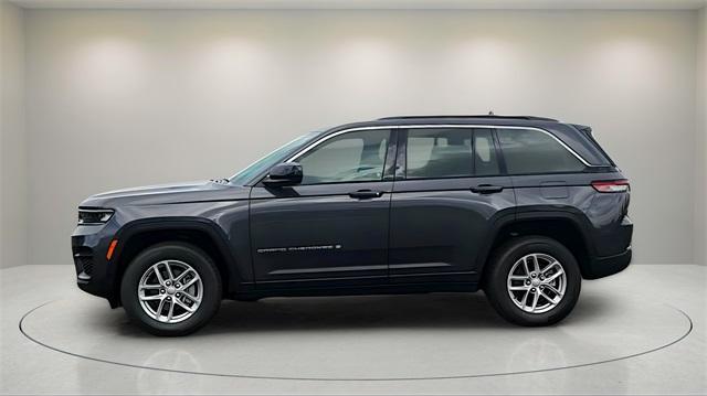 new 2025 Jeep Grand Cherokee car, priced at $35,650