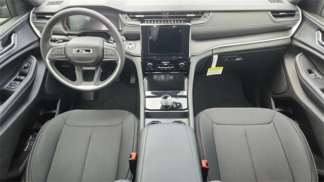 new 2025 Jeep Grand Cherokee car, priced at $35,650