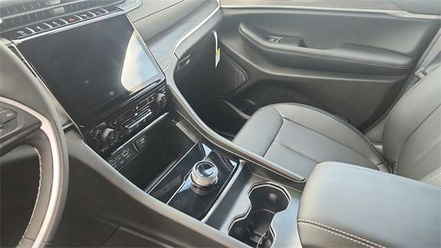 new 2025 Jeep Grand Cherokee L car, priced at $45,890