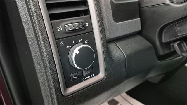 used 2019 Ram 1500 Classic car, priced at $18,857