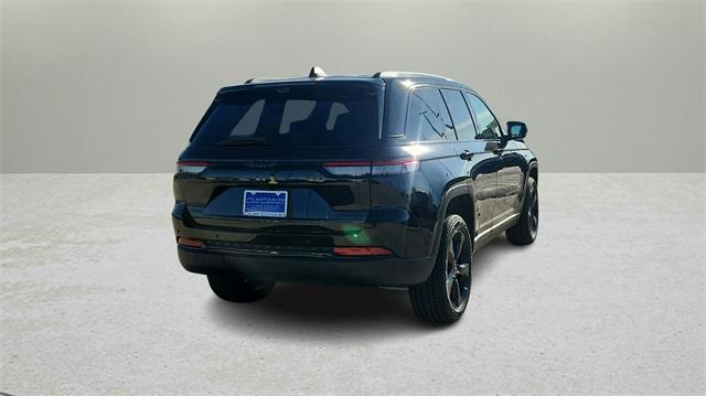 new 2025 Jeep Grand Cherokee car, priced at $47,287