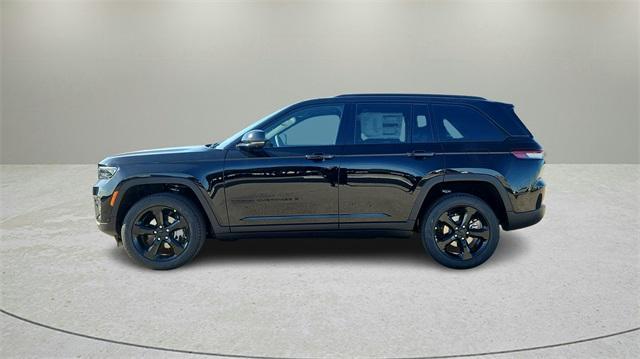 new 2025 Jeep Grand Cherokee car, priced at $47,287