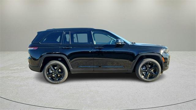 new 2025 Jeep Grand Cherokee car, priced at $47,287