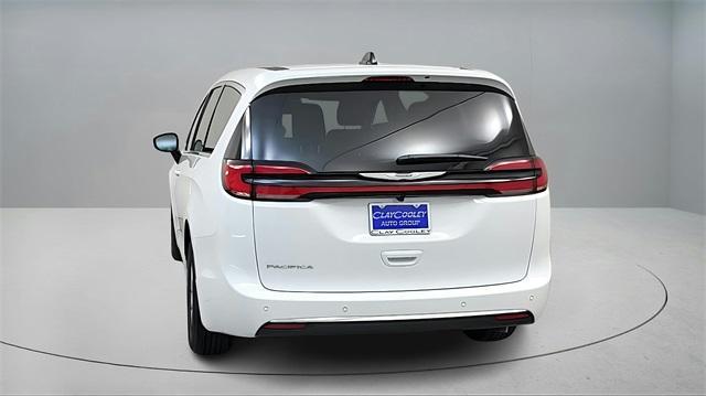 new 2026 Chrysler Pacifica car, priced at $43,460