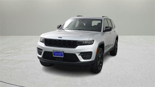 new 2024 Jeep Grand Cherokee car, priced at $43,859