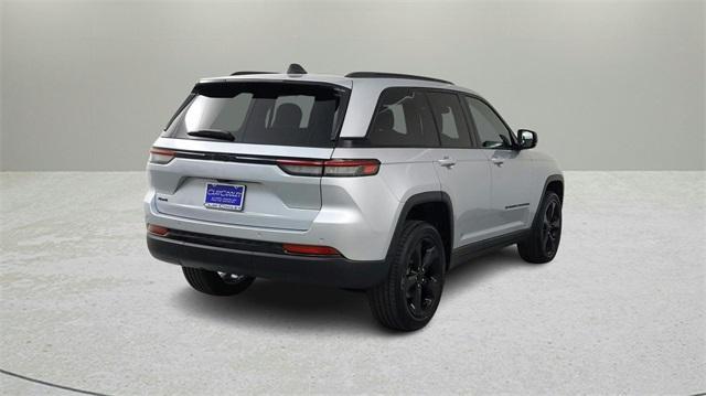 new 2024 Jeep Grand Cherokee car, priced at $43,859