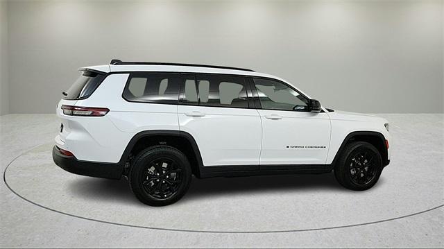 new 2025 Jeep Grand Cherokee L car, priced at $39,663