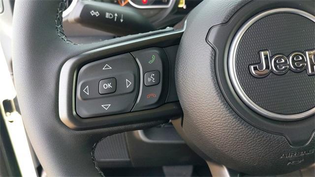 new 2025 Jeep Gladiator car, priced at $48,685