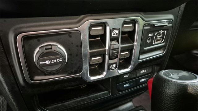 used 2022 Jeep Wrangler Unlimited car, priced at $38,935