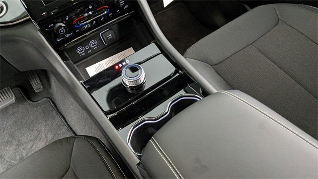 new 2025 Jeep Grand Cherokee car, priced at $35,218