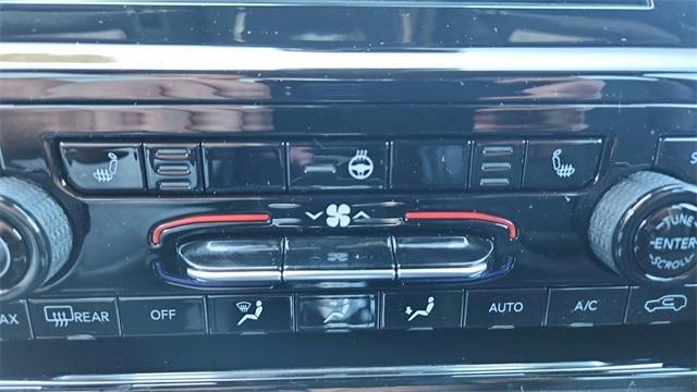 new 2025 Jeep Grand Cherokee L car, priced at $41,522