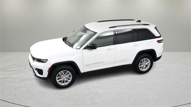 new 2024 Jeep Grand Cherokee car, priced at $36,255